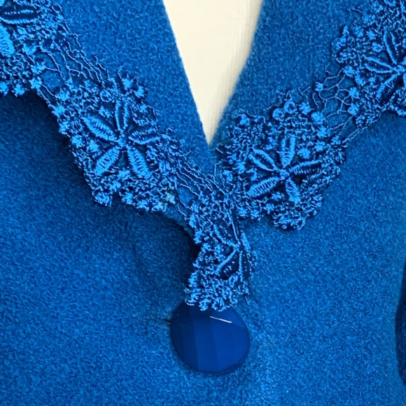 Bloomingdales cropped wool single button blazer - Picture 5 of 8